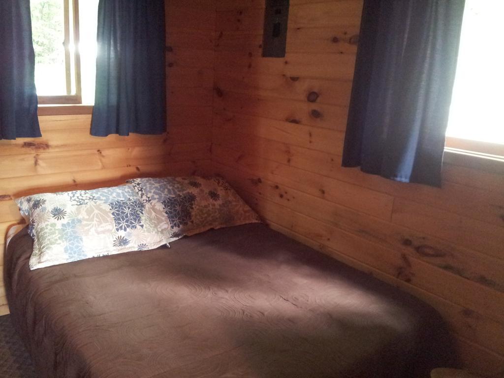 Red Lodge Resort Little Current Zimmer foto
