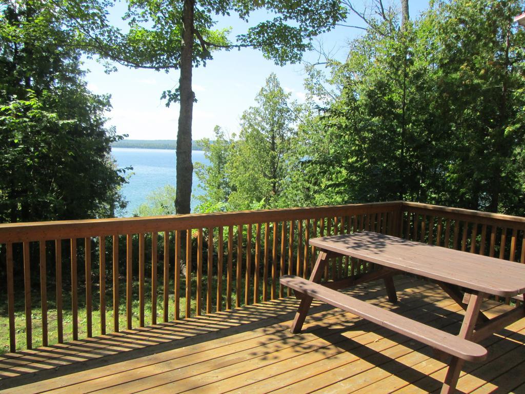 Red Lodge Resort Little Current Zimmer foto