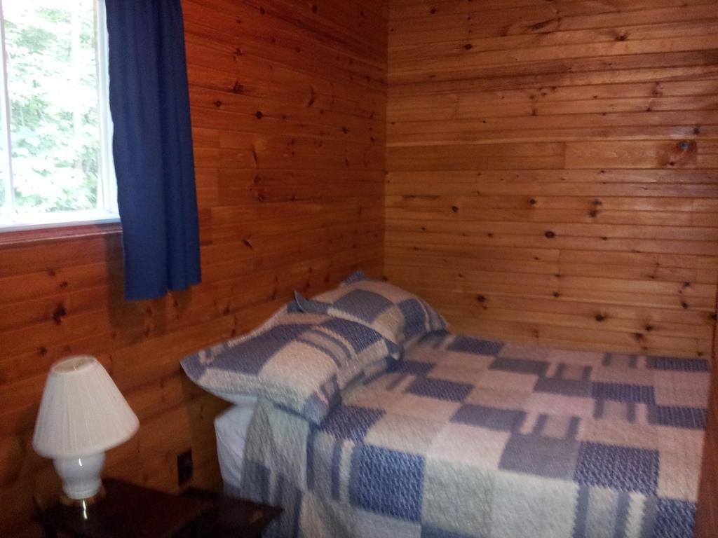 Red Lodge Resort Little Current Zimmer foto