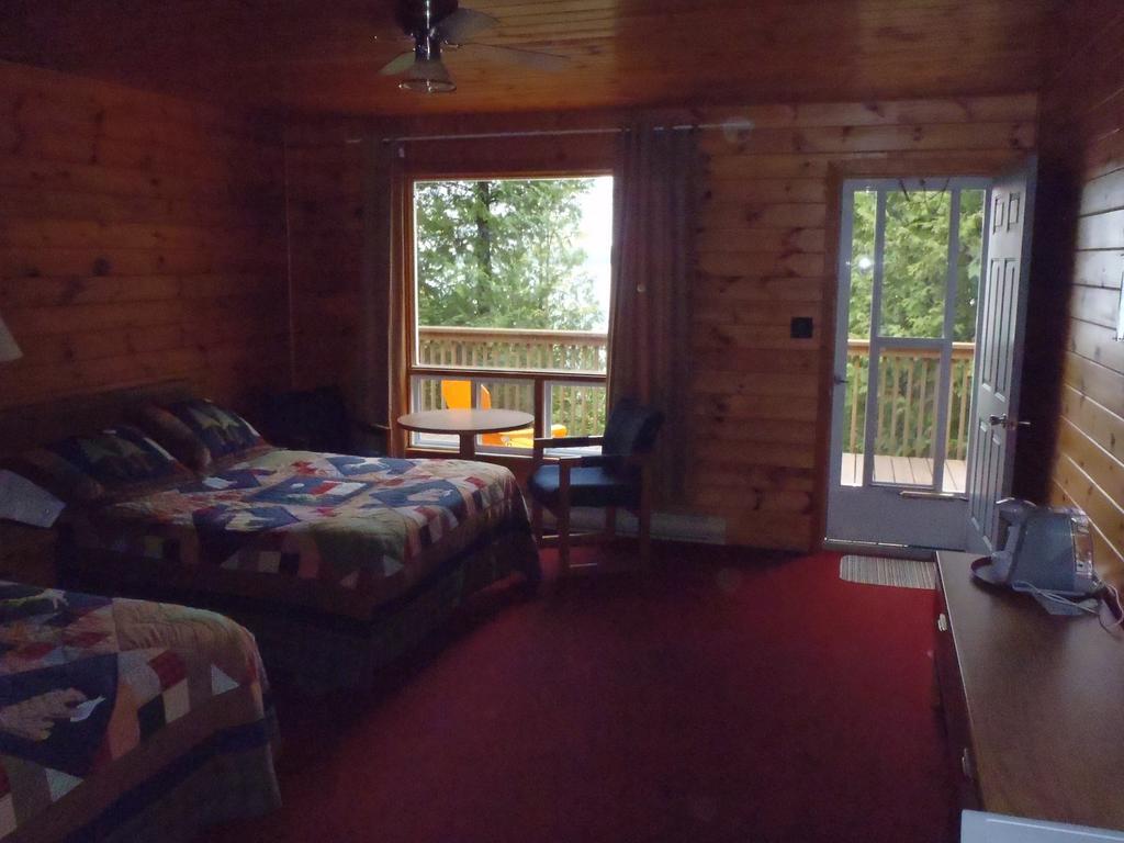 Red Lodge Resort Little Current Zimmer foto